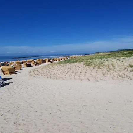 Hideaway, Pruchten- Baltic Coast, Cleaning Included * Pruchten